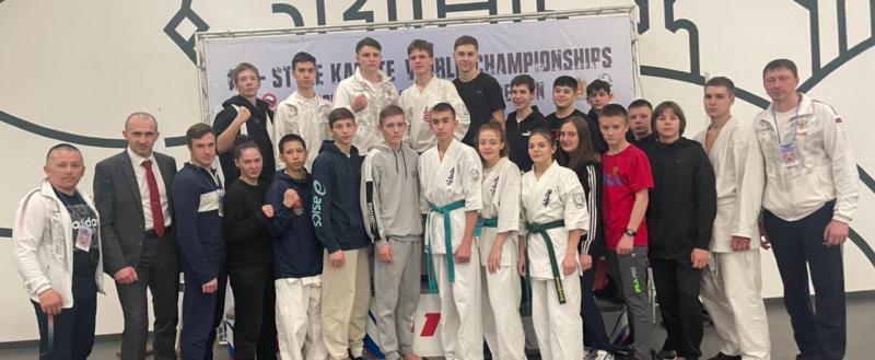 Саткинские каратисты внесли свой вклад в победу России в чемпионате и первенстве мира 