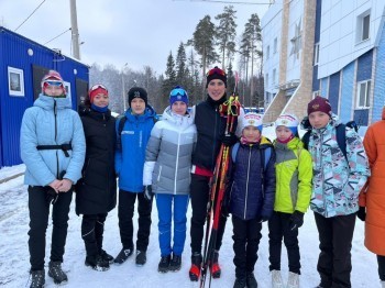 «С первыми победами!»: саткинские лыжники принимают участие во всероссийских соревнованиях