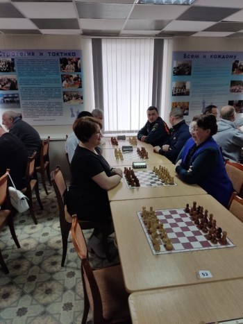 «Ваш ход!»: участники районной спартакиады встретились за шахматными досками 