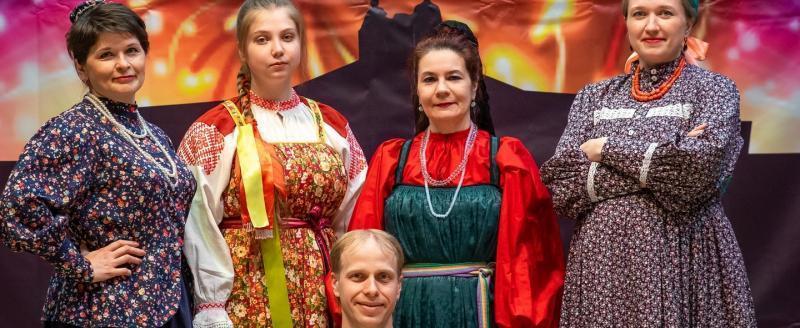 «Под бурные аплодисменты»: бакальские ансамбли «Зимагоры» и «Уралочка» блестяще выступили на конкурсе 
