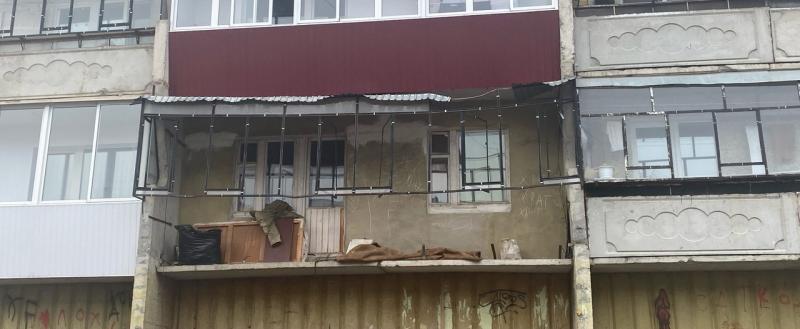  «А что с балконом?»: рассказываем подробности ЧП, произошедшего в Западном микрорайоне 