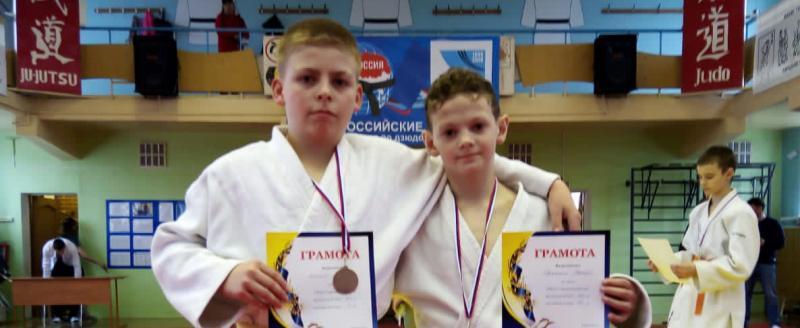 «Из Трёхгорного – с медалями»: юные дзюдоисты из Саткинского района завоевали две «бронзы» 