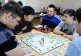 «Интересная игра»: студенты Саткинского медицинского техникума поучаствовали в турнире по «Монополии»