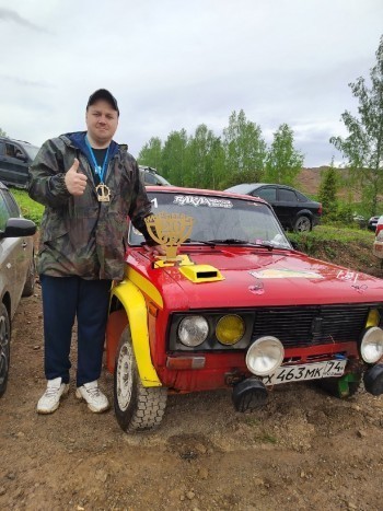 «Как по маслу!»: бакальский автоспортсмен Илья Романов принимает поздравления с очередными победами 