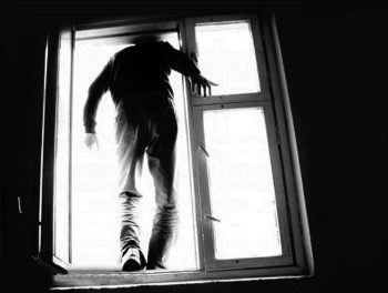  «Ответственных нет?!»: в Сатке пациент сбежал из психиатрической больницы, после чего выпрыгнул из окна 