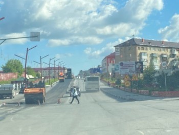 «Планируйте удобный маршрут»: в Сатке на улице Пролетарской начался ремонт дорожного покрытия