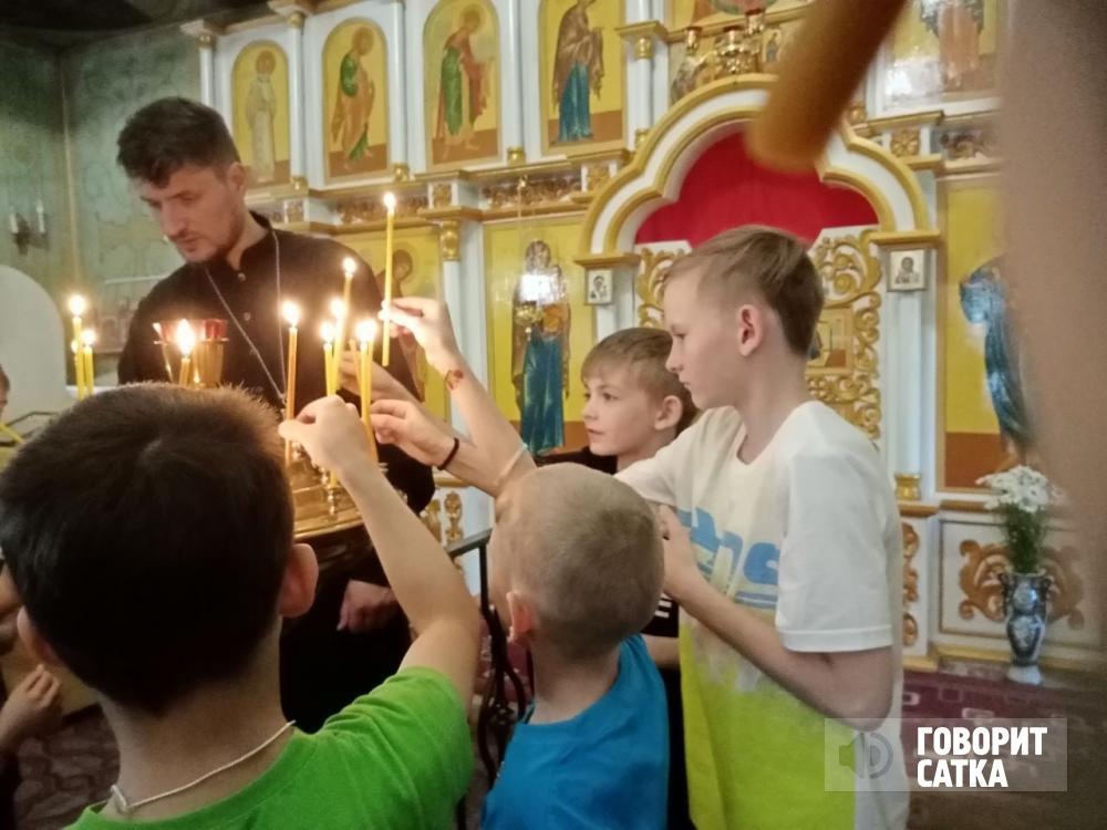 Юные жители Саткинского района побывали на экскурсии в храме  