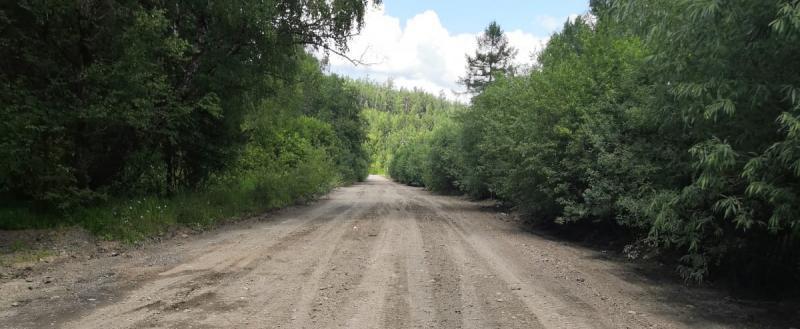 «Наболевшая проблема решена»: в Саткинском районе отгрейдировали дорогу, ведущую в два садовых товарищества 