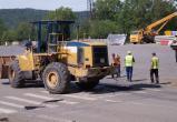 «Латают дыры»: ямочный ремонт, который идёт на дорогах в Бакале, планируется завершить в августе 
