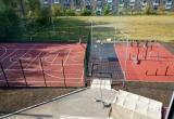  «Для баскетбола, волейбола и воркаута»: в Бакале завершился первый этап реконструкции стадиона 