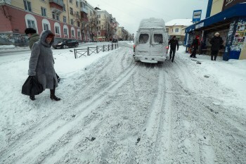 В Саткинском районе начинается сезон скользких пешеходных дорожек 