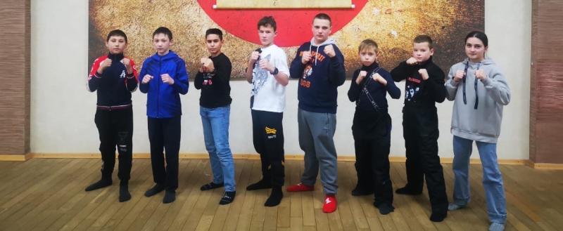 Каратисты саткинского клуба «Воин» завоевали медали на соревнованиях в городе Салавате и Челябинске 