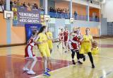 «Красивые пасы и броски»: учащиеся 11-ти школ Саткинского района боролись за победу в соревнованиях по баскетболу 