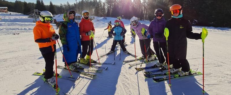 «Достойный старт»: горнолыжники из Саткинского района завоевали медали на соревнованиях 