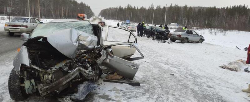 «Не справилась с управлением»: в ДТП, которое произошло на автодороге «Москва-Челябинск», погиб человек 