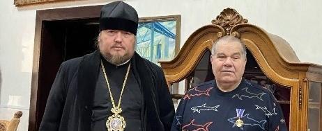 Почётный житель Саткинского района Юрий Китов награждён медалью преподобного Андрея Рублева