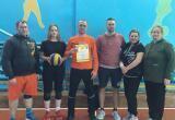 «Игра для всех»: студенты и педагоги Бакальского техникума сразились в волейбольном матче 