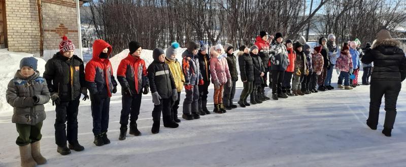 В Малом Бердяуше школьники соревновались военно-патриотической игре «Зарница»