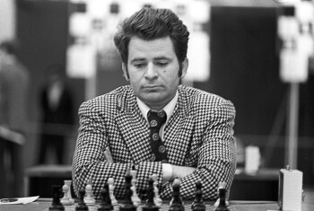 Завтра в Сатке будет проходить шахматный блиц-турнир, посвящённый Борису Спасскому