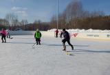«Надели валенки – и на лёд!»: в Сатке участники Спартакиады сразились в турнире по хоккею  
