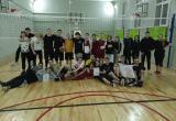 «А там ещё немного и футбол»: турнир по волейболу дал старт Спартакиаде школьников и студентов в Бакале 