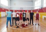 В Сатке завершился турнир по волейболу среди мужских команд школьников