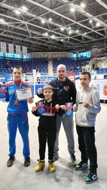 Боксёр из Саткинского района Владимир Галиахметов завоевал «бронзу» на Всероссийских соревнованиях 