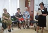 «Серебряные» волонтёры Саткинского района поздравили бакальцев с наступающим Днём Победы 
