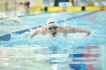Пловец из Сатки Дмитрий Хмелев успешно выступил на Всероссийских соревнованиях «Весёлый дельфин»