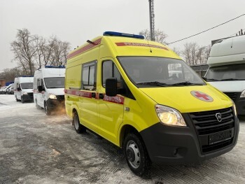 Саткинская скорая получила три новых автомобиля неотложной помощи 