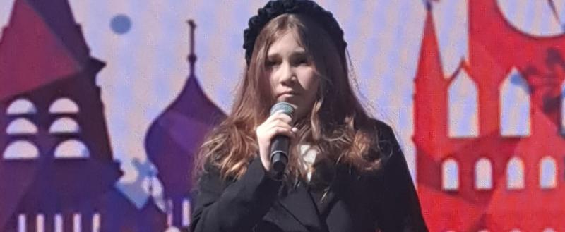 Юная вокалистка из Бакала Есения Бурцева покорила Москву