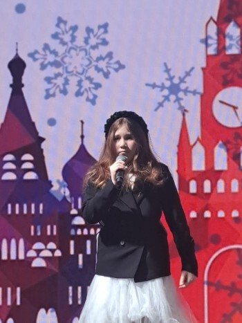 Юная вокалистка из Бакала Есения Бурцева покорила Москву