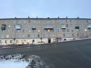 «Из «сталинки» в «хрущёвку»?»: жители разрушающегося дома в Сатке столкнулись с серьёзной проблемой 