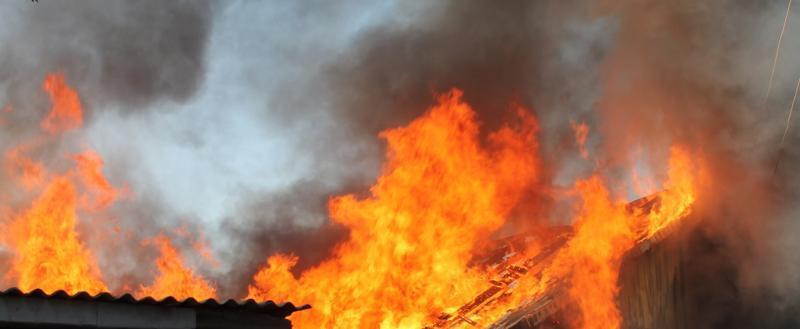 Ночной пожар в селе Айлино Саткинского района