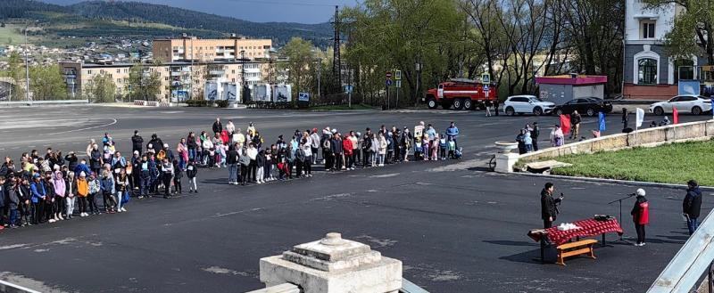 «Первомай без демонстраций»: как Саткинский район отпраздновал День весны и труда 