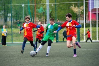 Завершающая игра «Школьная лига – Кожаный мяч» прошла в Сатке