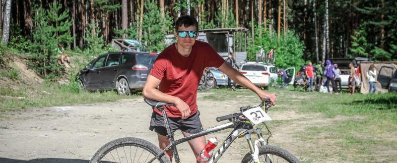Счастье штурмовать горы: саткинский велосипедист рассказал о своем увлечении