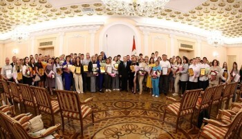 Умница и красавица: студентку из Сатки отметили в Министерстве образования Челябинской области