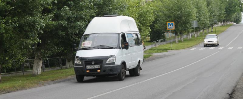 Ваш билетик… В Госдуме предложили чиновникам ездить на общественном транспорте