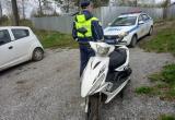 Дорожные полицейские остановили двух подростков, которые передвигались по Бакалу на автомототранспорте