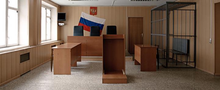 Суд взыскал с Бакальского рудоуправления в интересах работницы задолженность по заработной плате