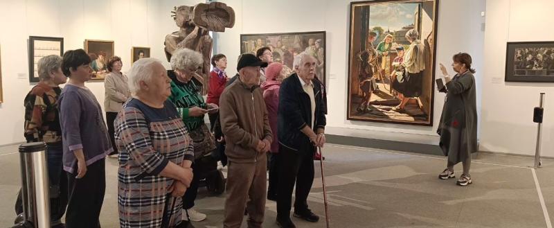 Отдыхающие отделения дневного пребывания КЦСОН города Сатка смогли окунуться в мир искусства
