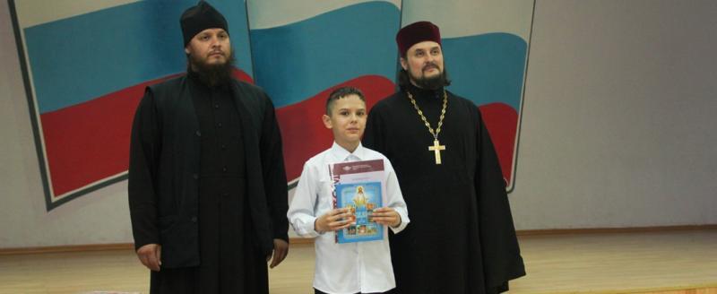 «Доброе слово и доброе дело»: в Сатке наградили победителей и призёров VI Муниципального конкурса чтецов