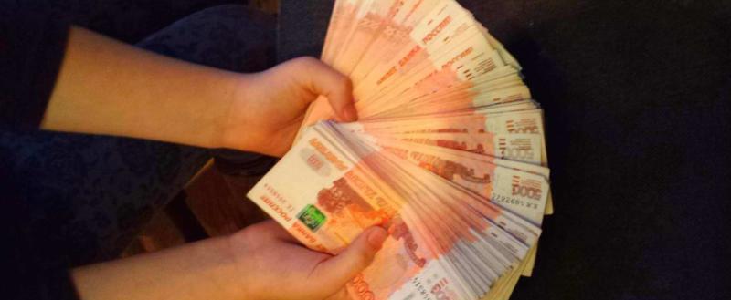 Жители Челябинской области стали меньше брать кредитные карты
