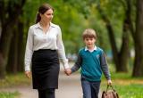 «Школьный вопрос»: почему родители волнуются не меньше детей? Как справиться со своей тревогой? И как помочь ребенку пережить период адаптации?