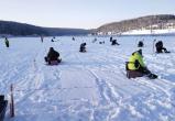 Злата Кощеева из Сатки выиграла бронзу Первенства Челябинской области по ловле на мормышку со льда 