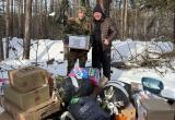 Прямо сейчас волонтеры Саткинского округа передают бойцам посылки