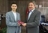 Богдан Бикмухаметов стал первым стобалльником Саткинского округа в 2026 году