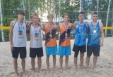 Саткинские спортсмены завоевали &laquo;бронзу&raquo; на Первенстве УрФО по пляжному волейболу